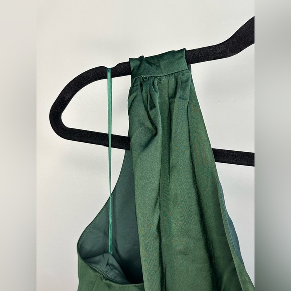 NEW Showpo Felt So Happy Midi One Shoulder Dress Emerald Green 10 Formal Wedding - Picture 10 of 10